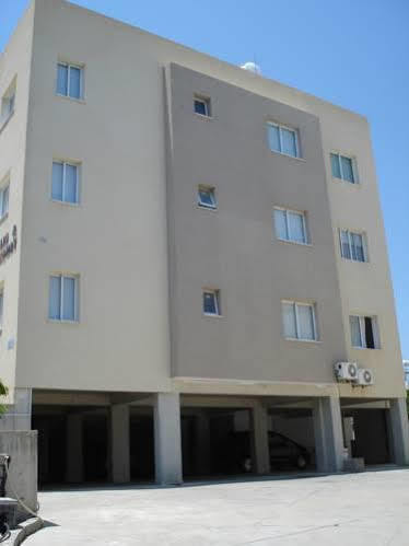 Melpo Court Apartman Jeroszkípu Kültér fotó